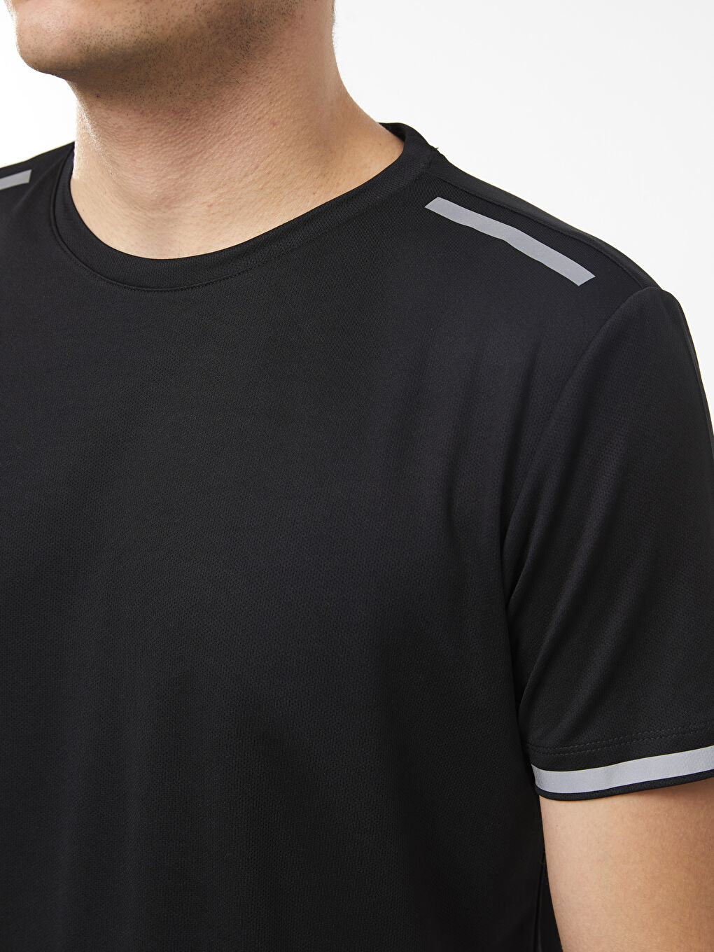 Siyah Bisiklet Yaka Kısa Kollu Erkek Spor Tişört-3