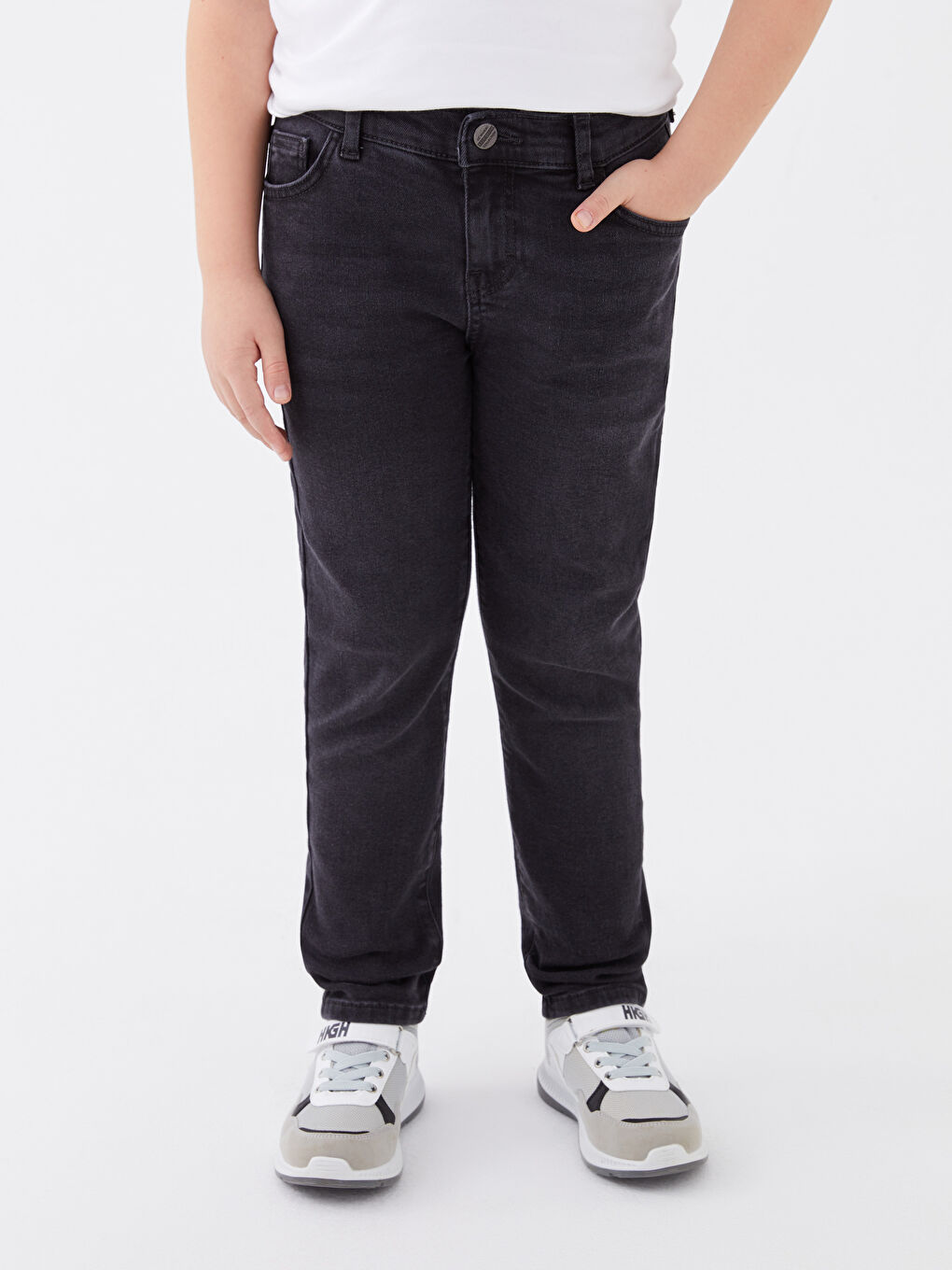 Siyah Rahat Kalıp Erkek Çocuk Jean Pantolon-3