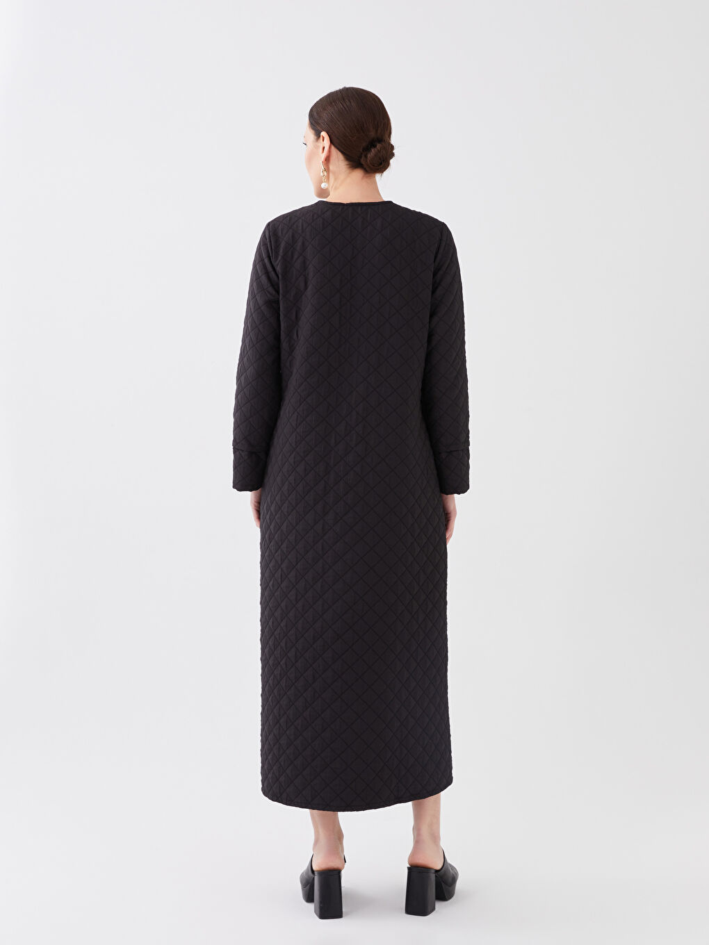 Siyah Bisiklet Yaka Kapitone Uzun Kollu A Kesim Kadın Ferace-4