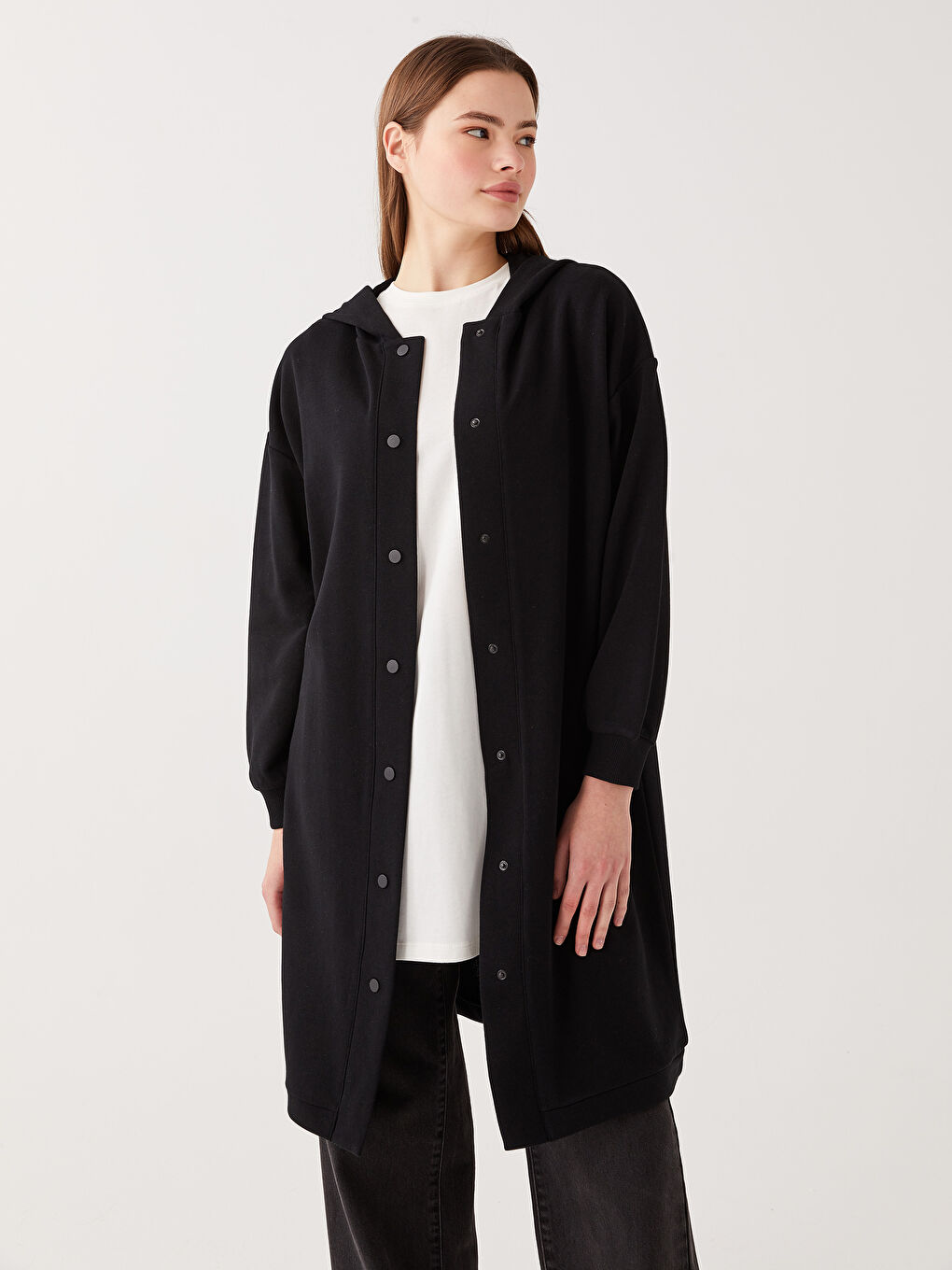 Siyah Kapüşonlu Düz Uzun Kollu Oversize Kadın Spor Hırka-1