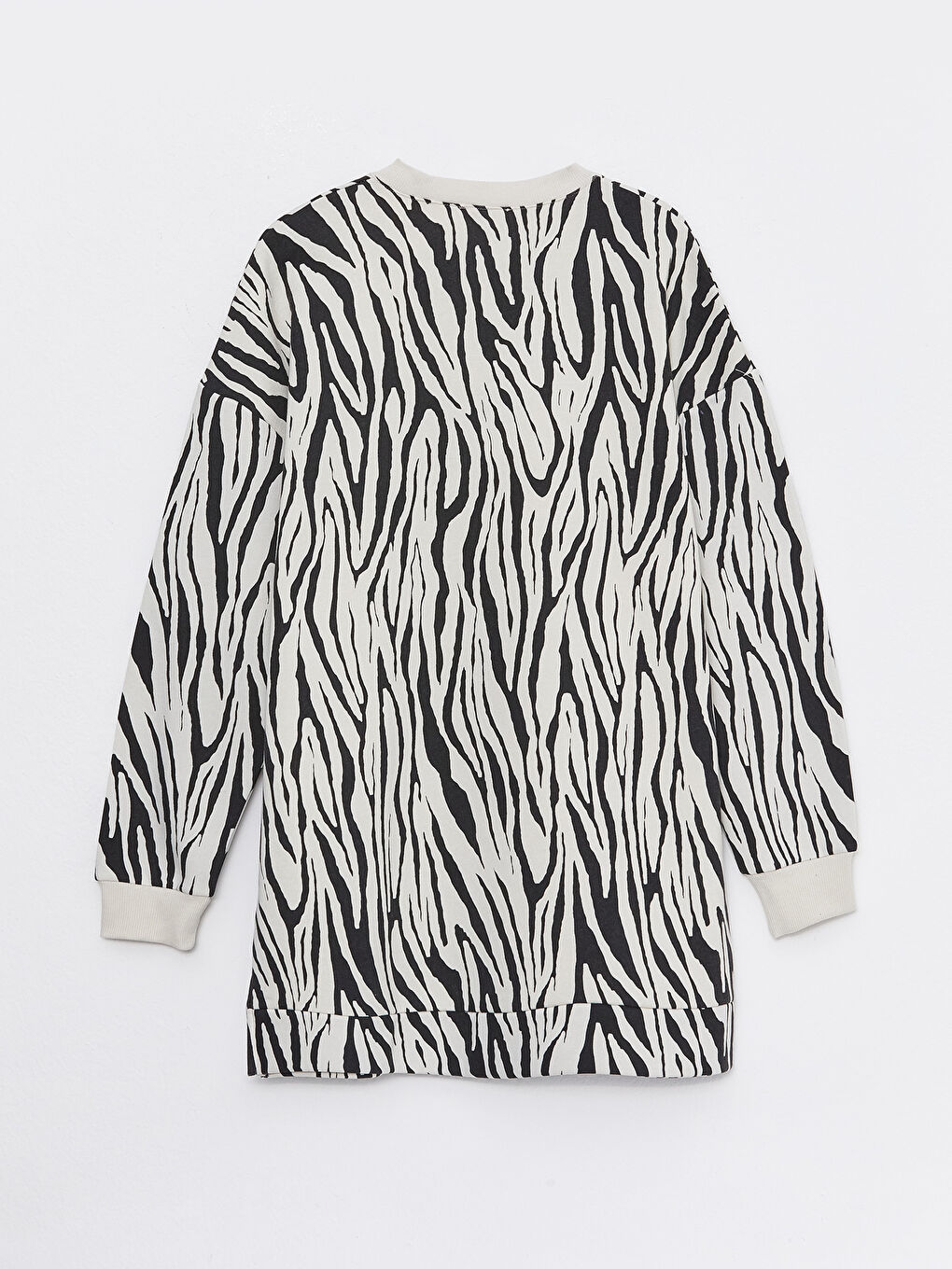 Siyah Bisiklet Yaka Kendinden Desenli Kadın Kalın Sweatshirt Tunik-6