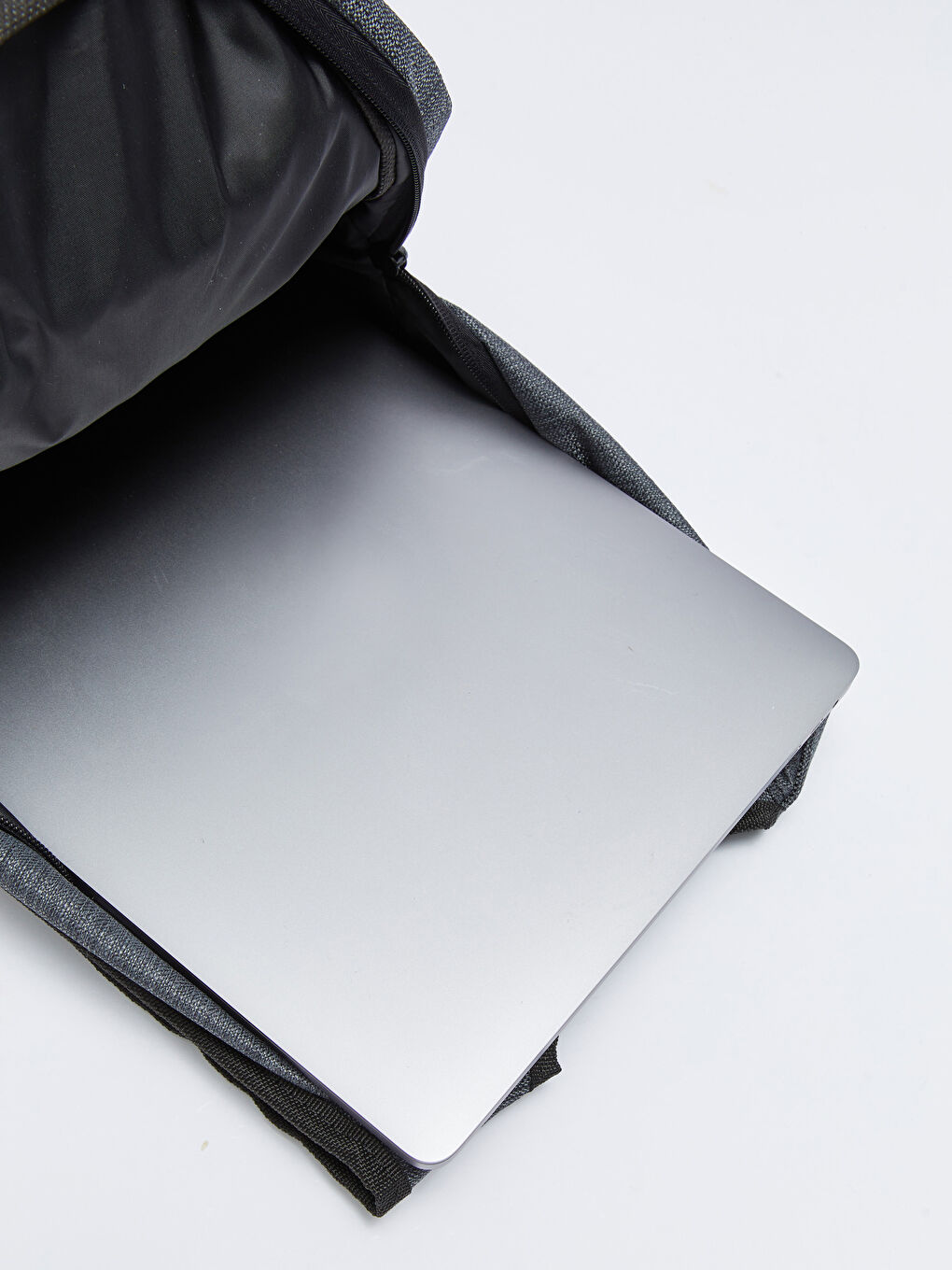 Zipper Closure Men's Laptop Bag-3