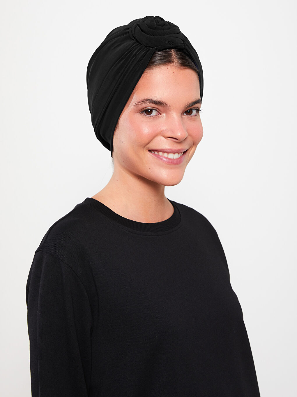 Siyah Kadın Düz Bone-1