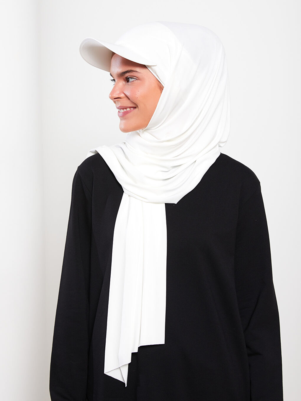 Ekru Kadın Düz Şapkalı Şal-2