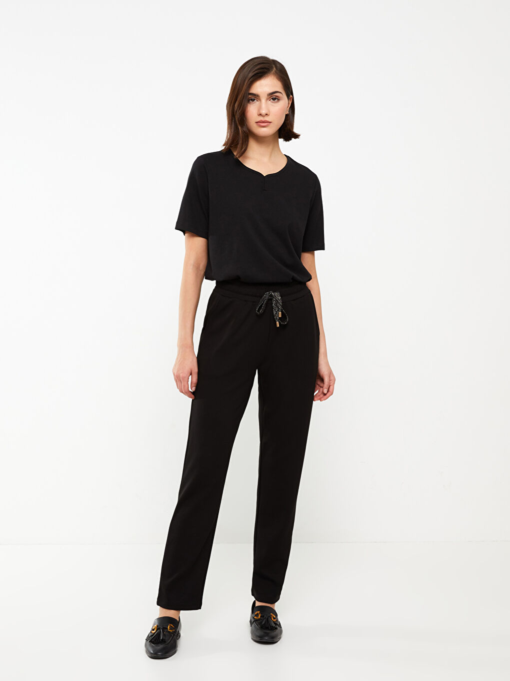 بنطلون رياضي سادة بخصر مرن للسيدات