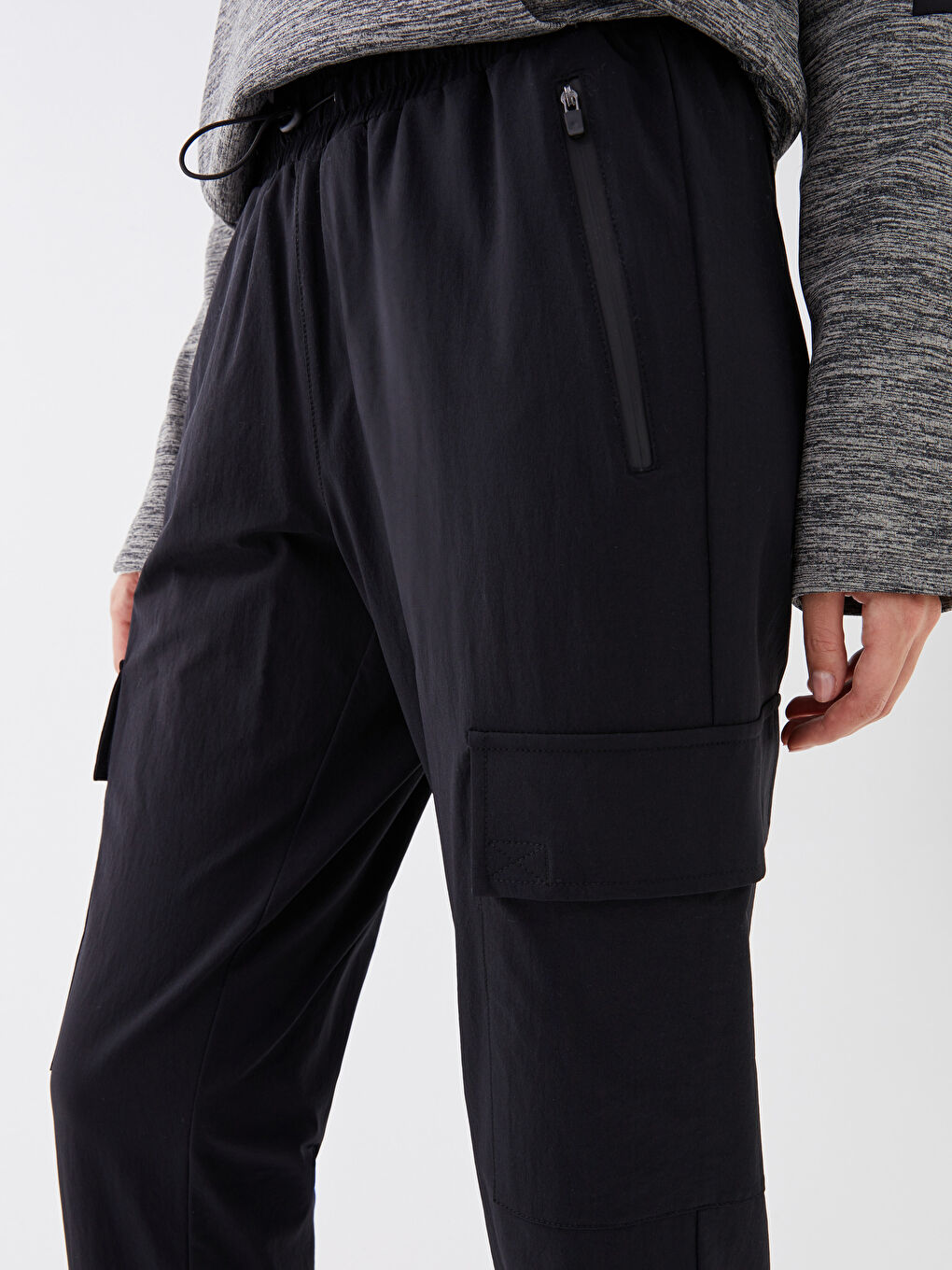 Siyah Beli Lastikli Reflektör Baskılı Kadın Outdoor Pantolon-3