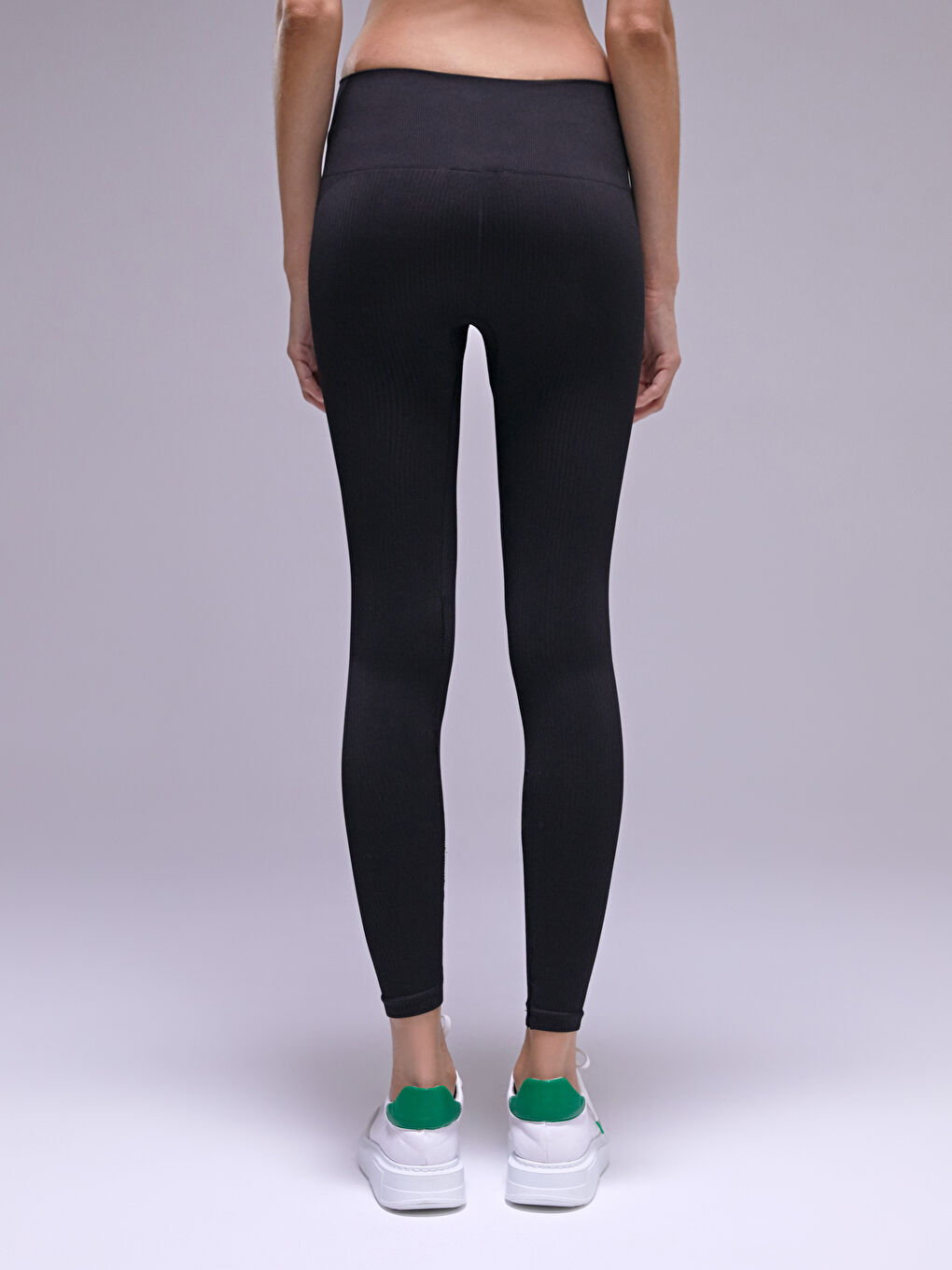 Siyah Toparlayıcı Seamless Kadın Tayt-4