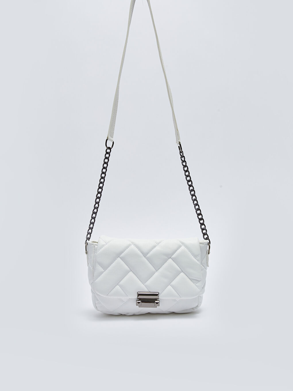 Beyaz Deri Görünümlü Kapitoneli Kadın Çapraz Çanta-2