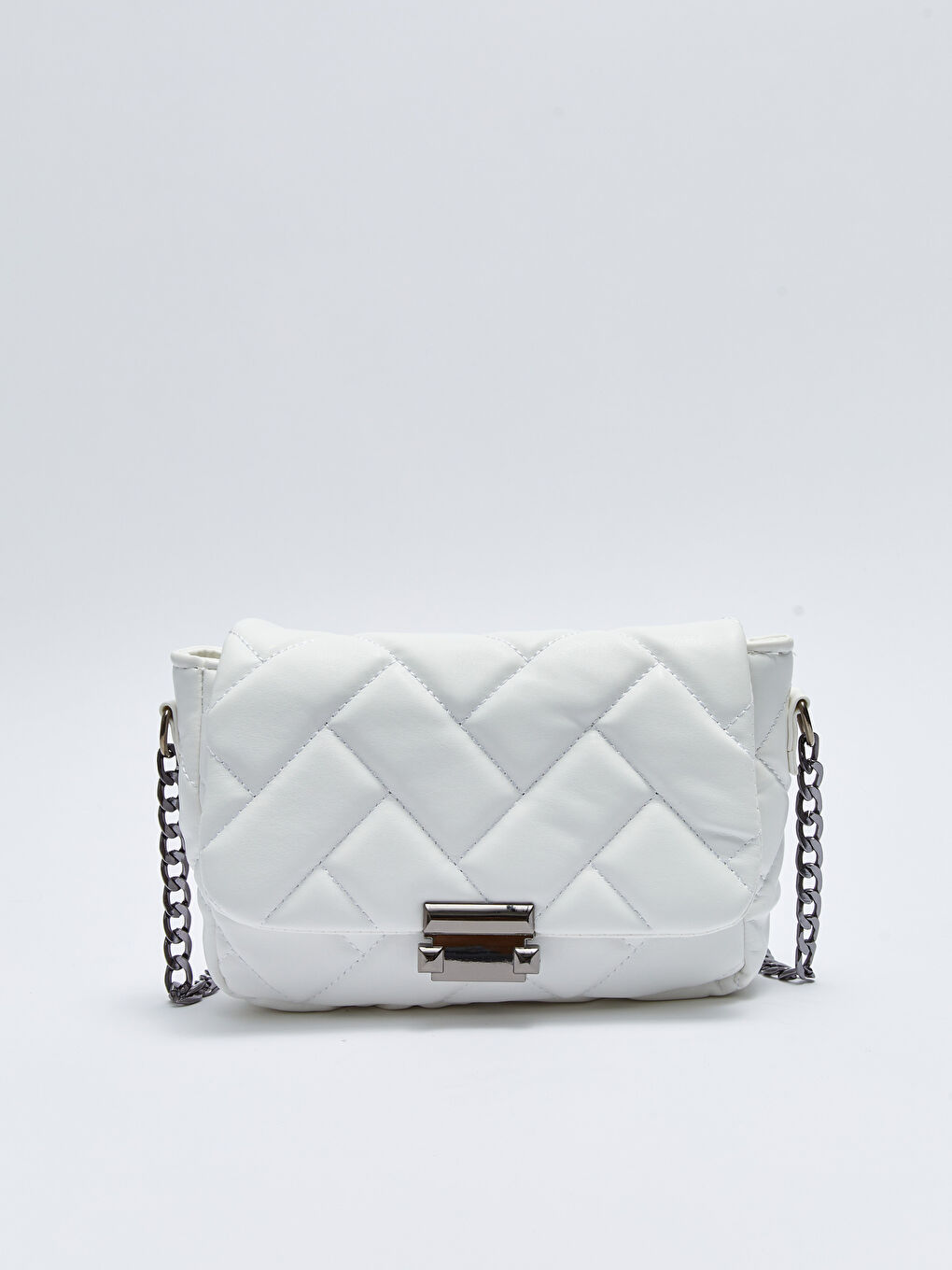 Beyaz Deri Görünümlü Kapitoneli Kadın Çapraz Çanta-4