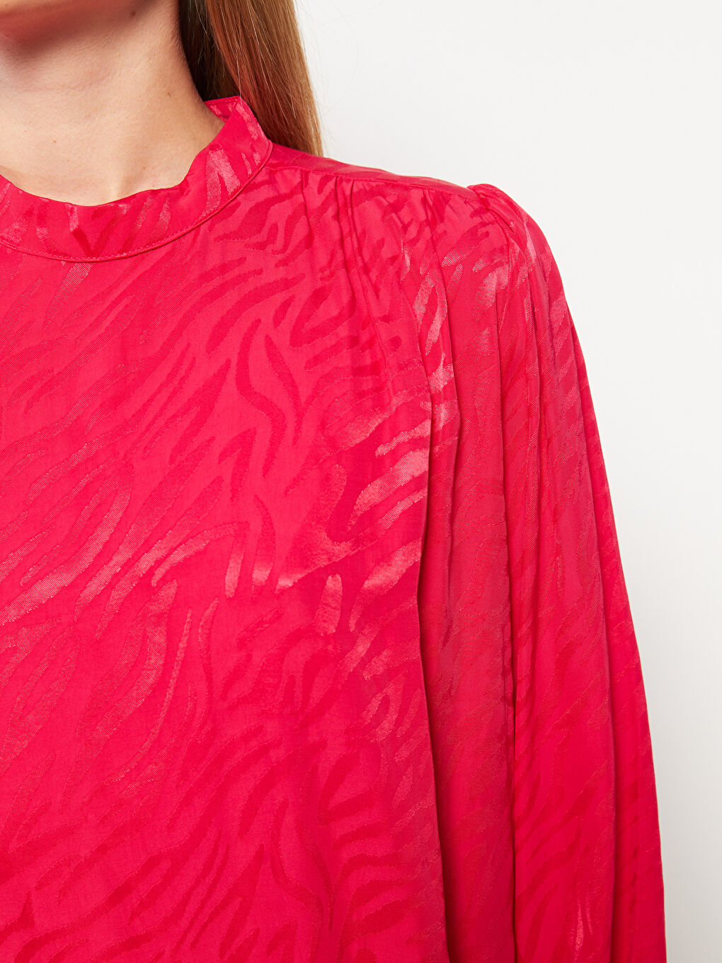 LCWAIKIKI Classic High Collar Patterned Long Sleeve Viscose Women's Blouse -W2I733Z8-SWX