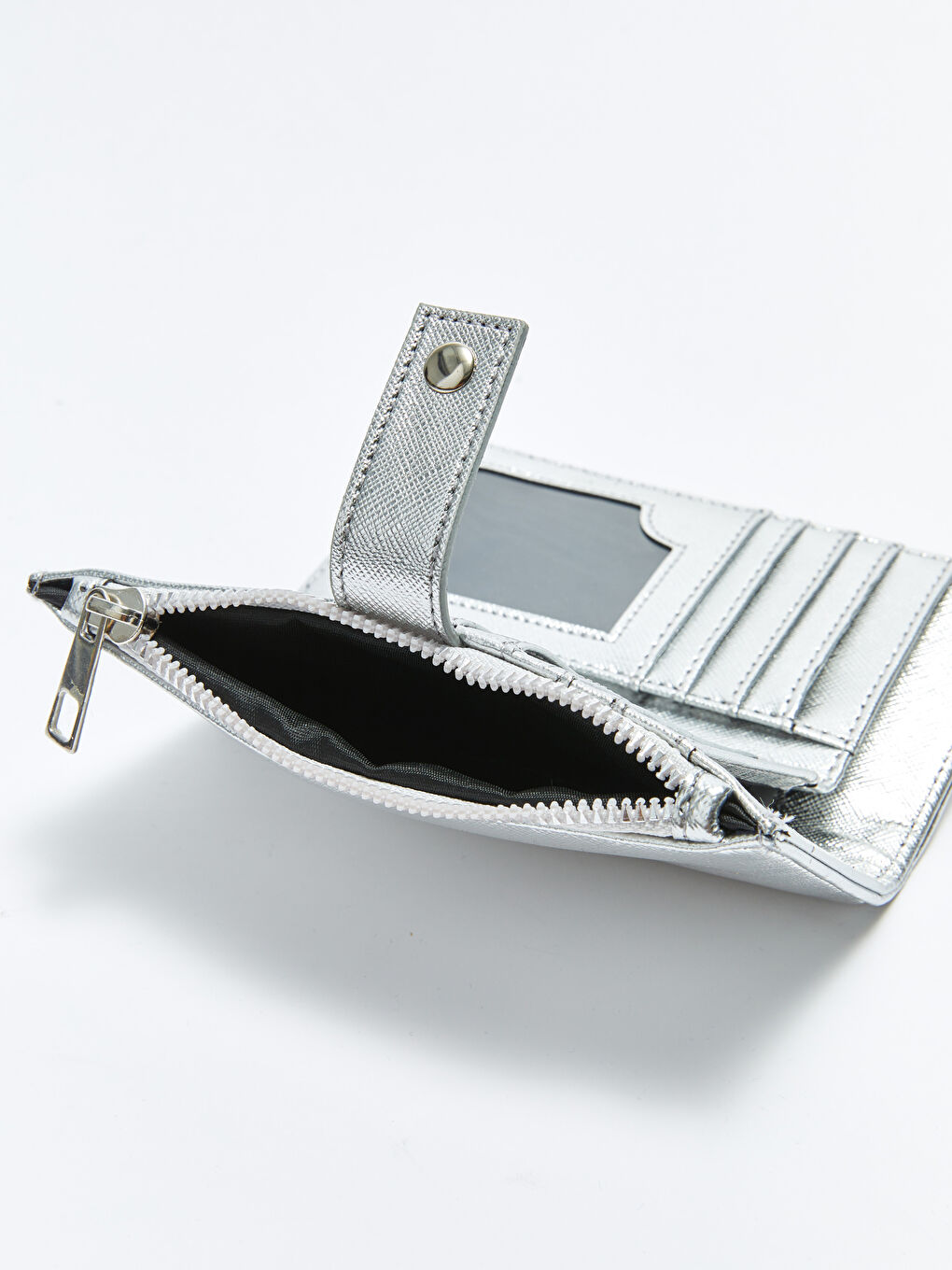 Gri Metalik Görünümlü Kadın Cüzdan-3