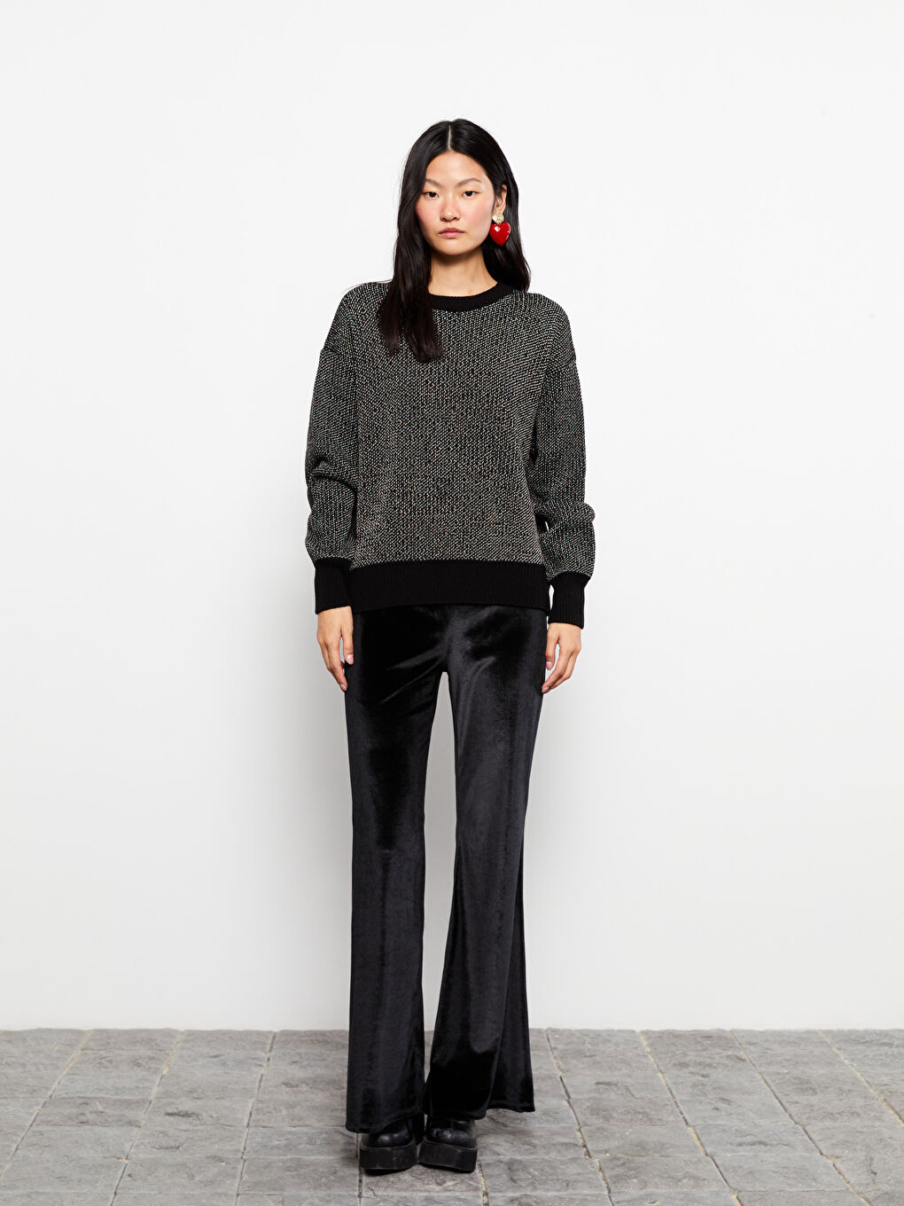 Siyah Bisiklet Yaka Desenli Uzun Kollu Kadın Triko Kazak-2