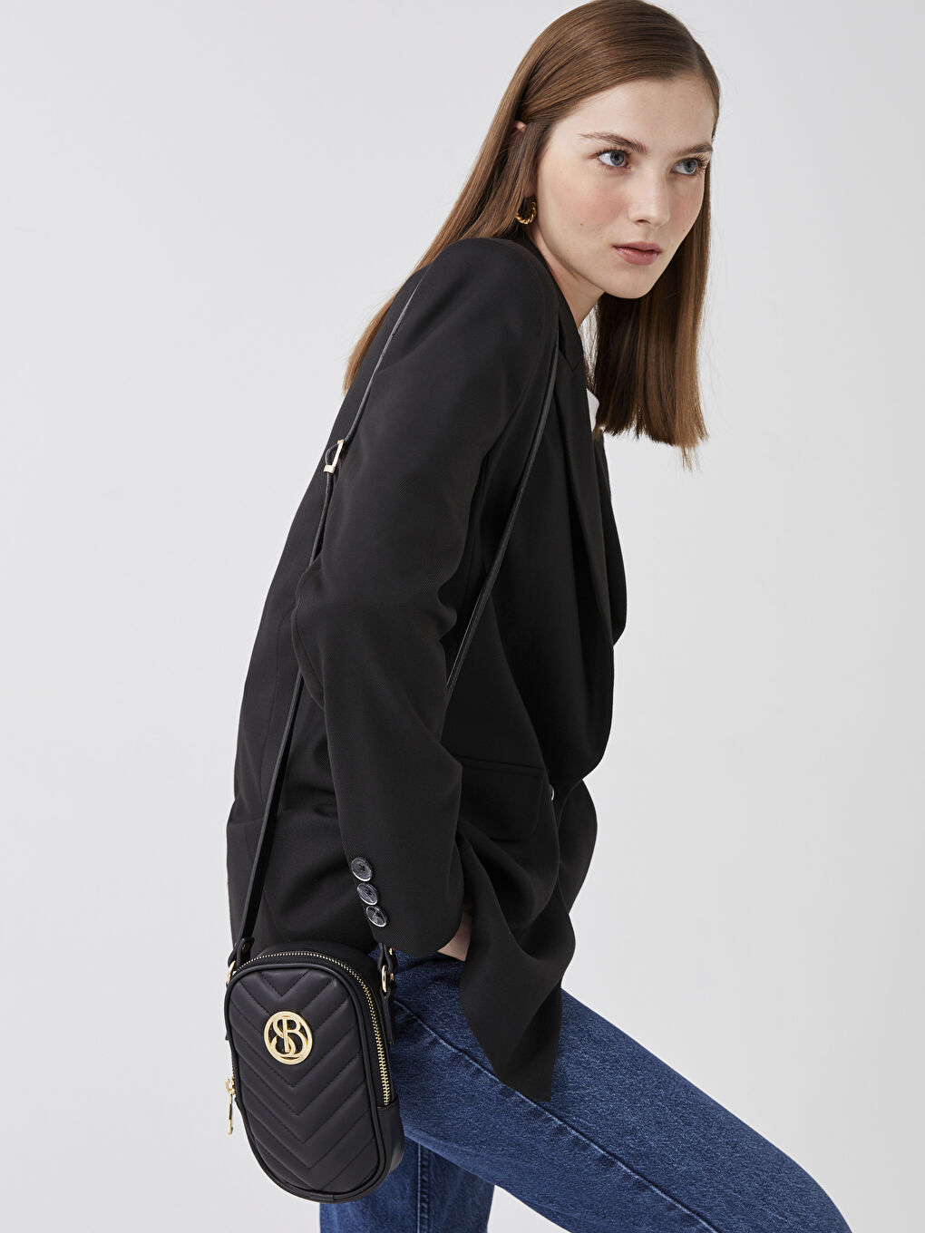 Siyah Kapitone Desenli Kadın Çapraz Çanta-1