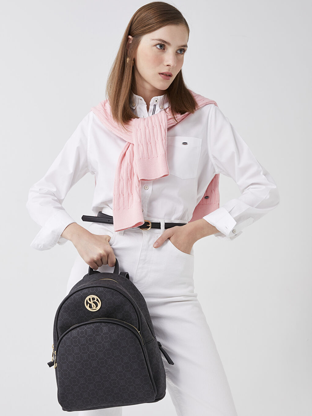 Siyah Monogram Desenli Kadın Sırt Çantası-2