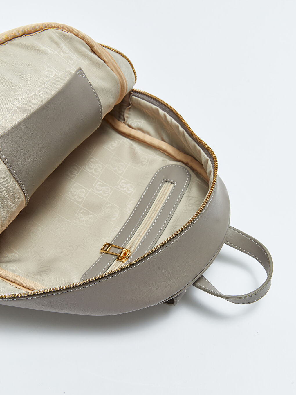 Gri Kapitone Desenli Kadın Sırt Çantası-6