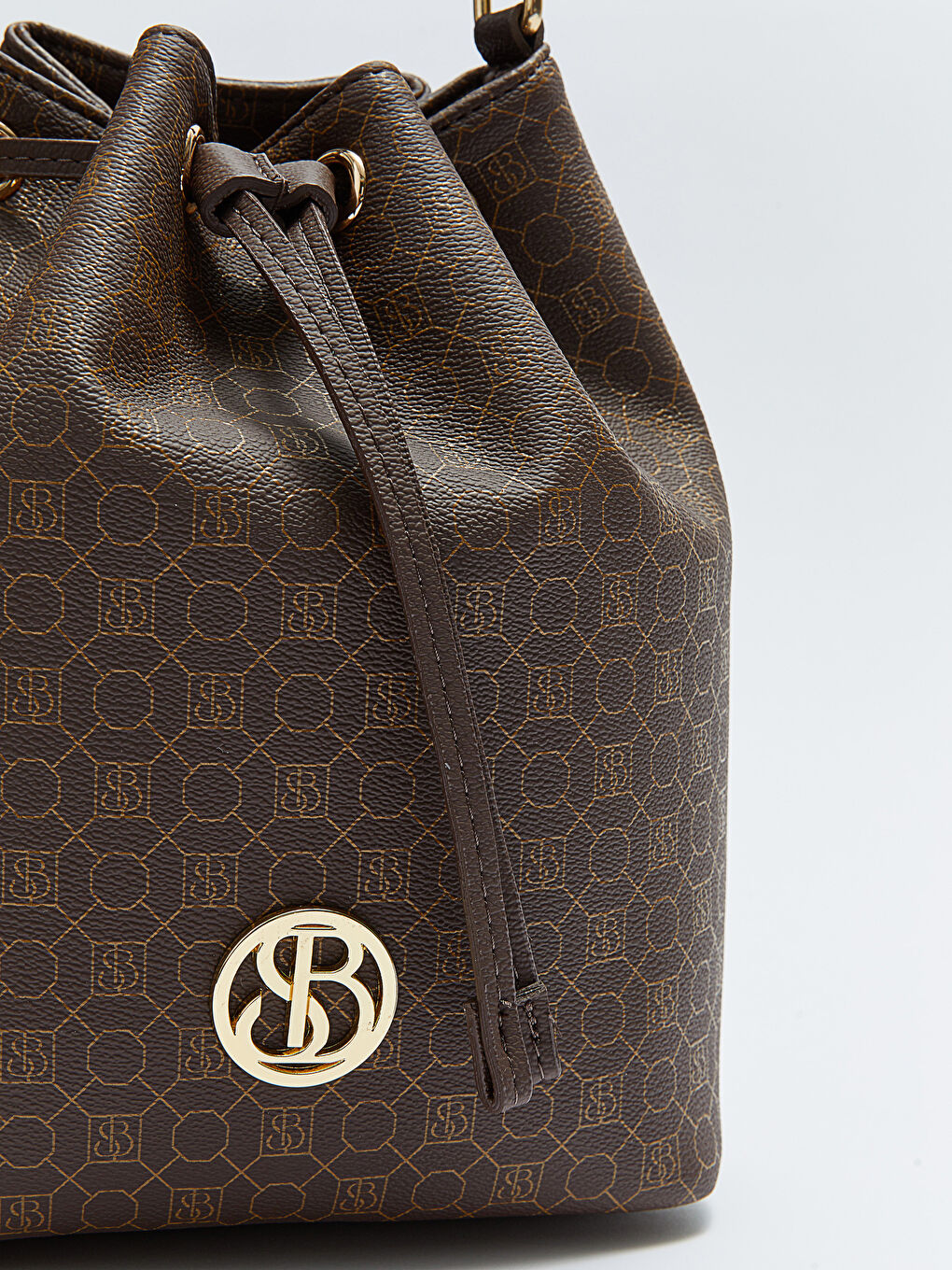 Kahverengi Monogram Desenli Kadın Büzgülü Çanta-4