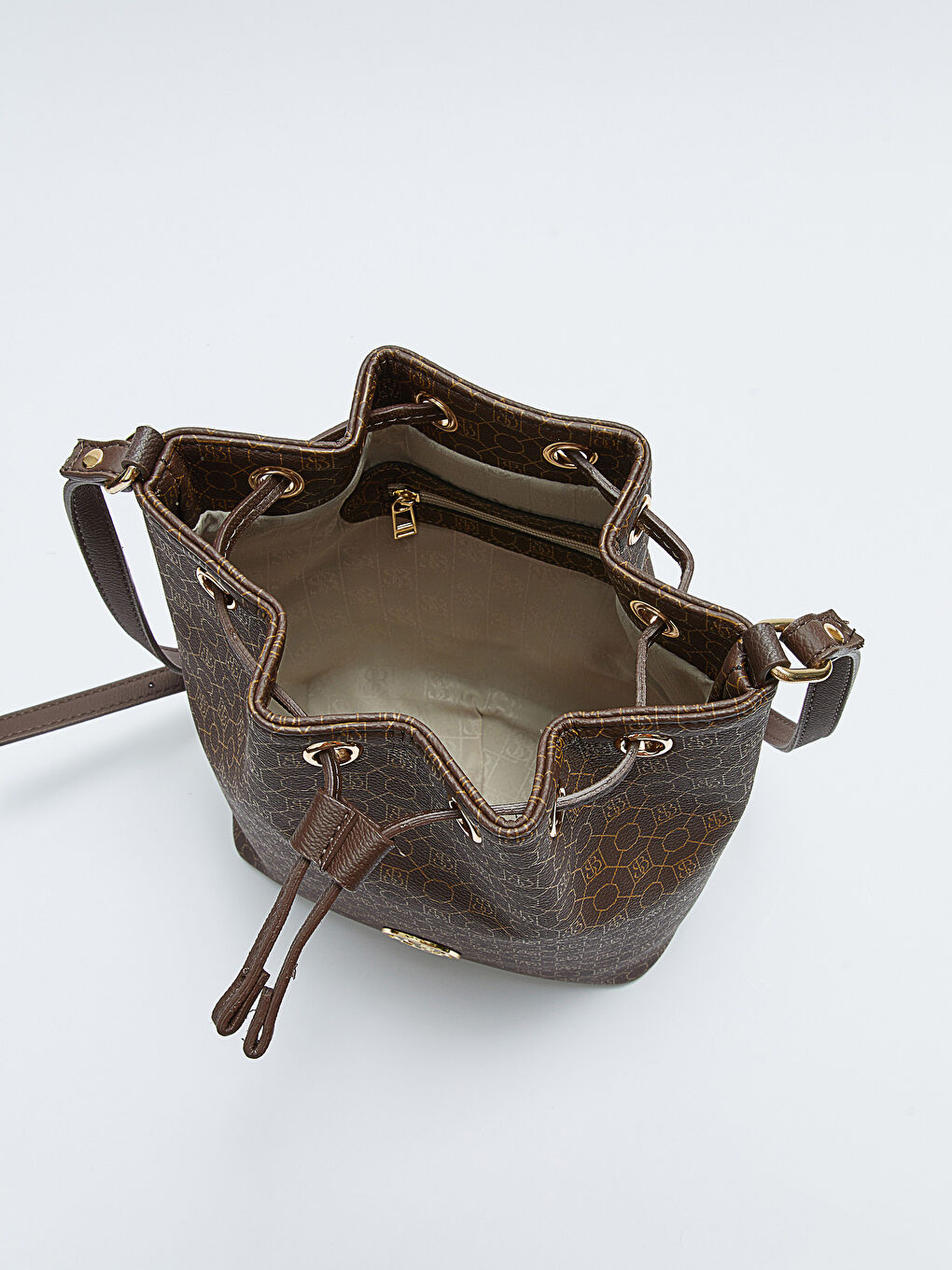 Kahverengi Monogram Desenli Kadın Büzgülü Çanta-7