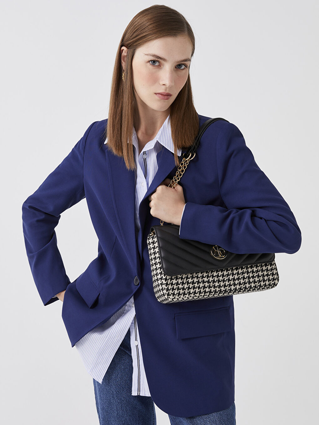 Siyah Kazayağı Desenli Kadın Çapraz Çanta-1