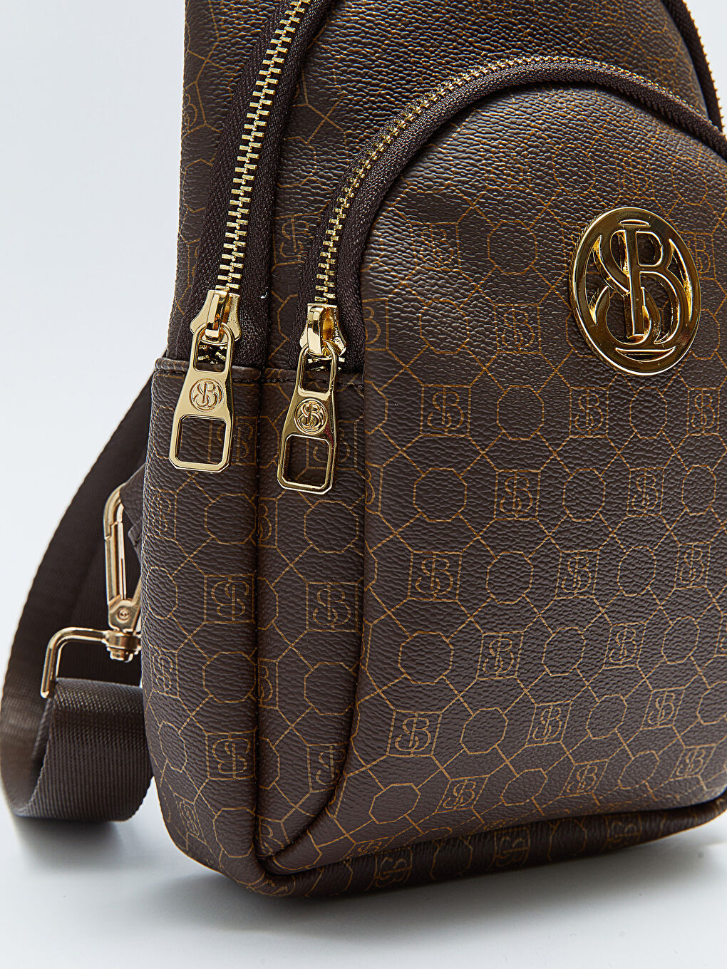 Kahverengi Monogram Desenli Kadın Göğüs Çantası-4