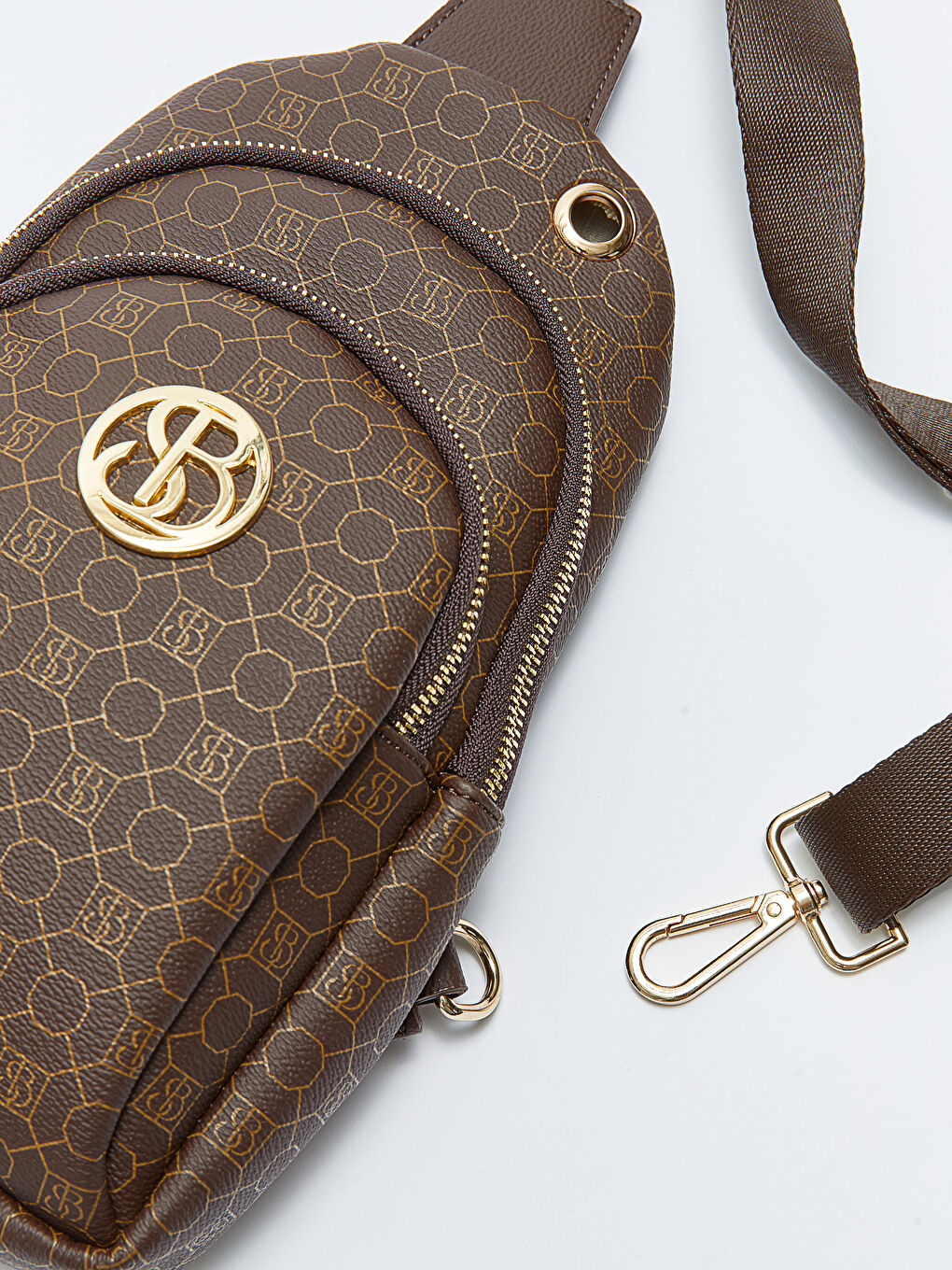Kahverengi Monogram Desenli Kadın Göğüs Çantası-6