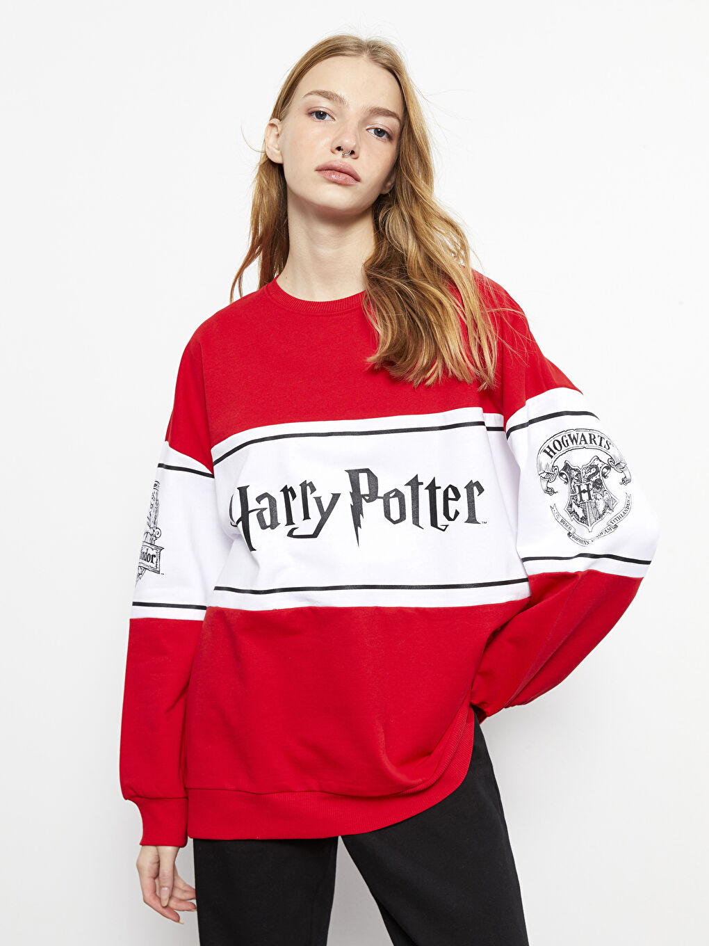 Kırmızı Bisiklet Yaka Harry Potter Baskılı Uzun Kollu Oversize Kadın Sweatshirt-1