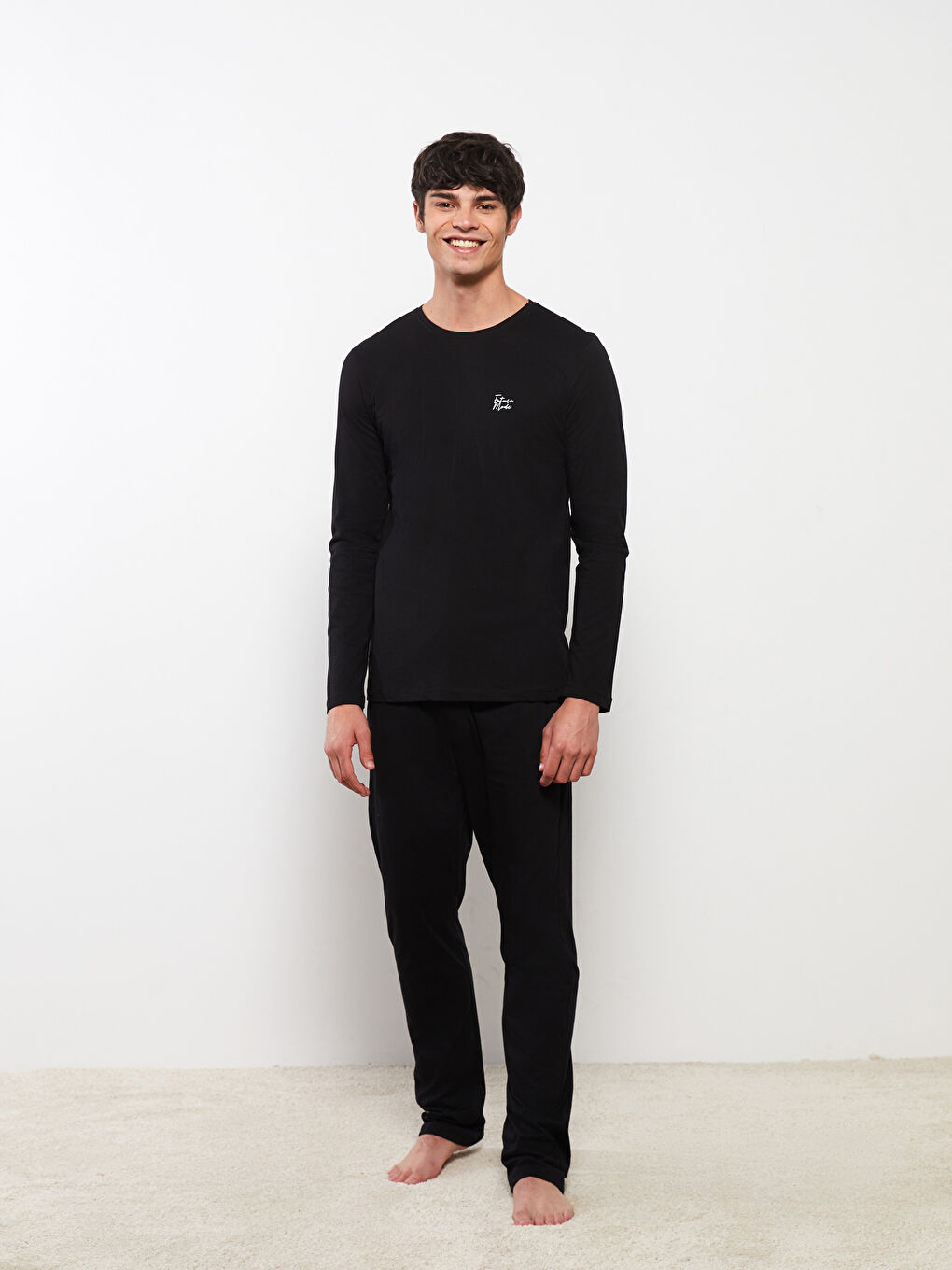 Haut de pyjama à col rond et manches longues pour hommes-1