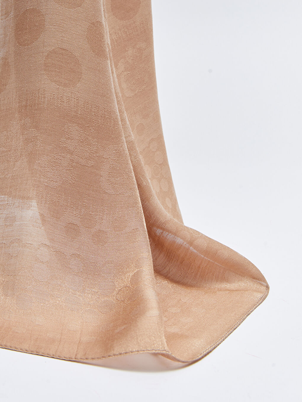 Kahverengi Puantiye Desenli Kadın Şal-3