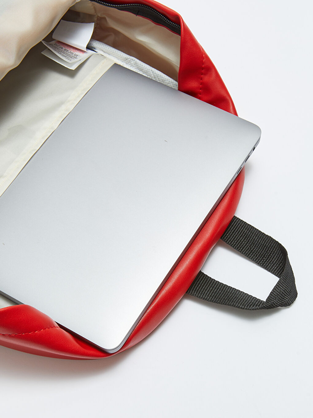 Kırmızı Deri Görünümlü Kadın Sırt Çantası-6