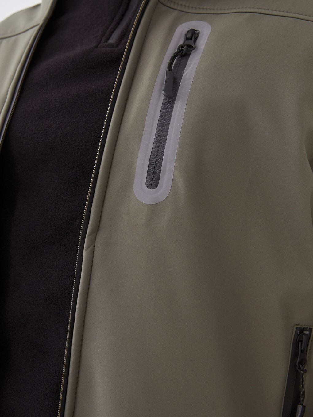 Haki Standart Kalıp Kapüşonlu Erkek Yağmurluk-3