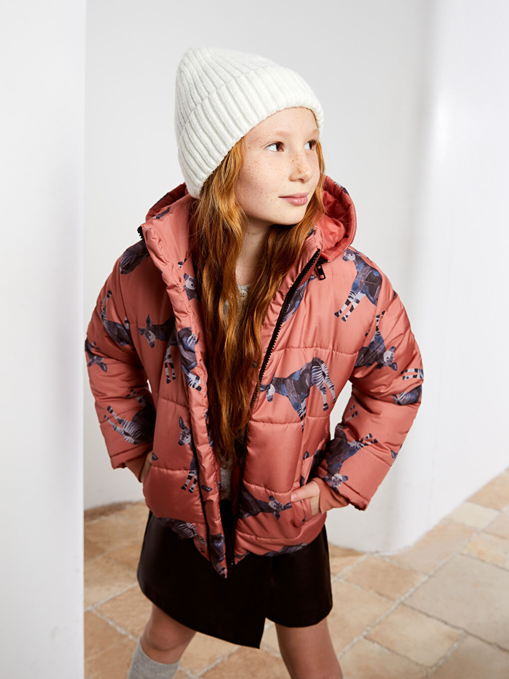 Turuncu Kapüşonlu Baskılı Unisex Çocuk Mont-1