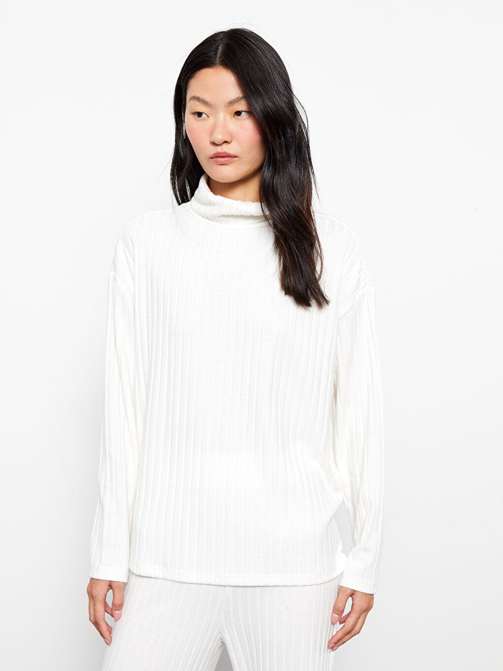 Funnel Neck Plain Long Sleeve Women's Sweatshirt