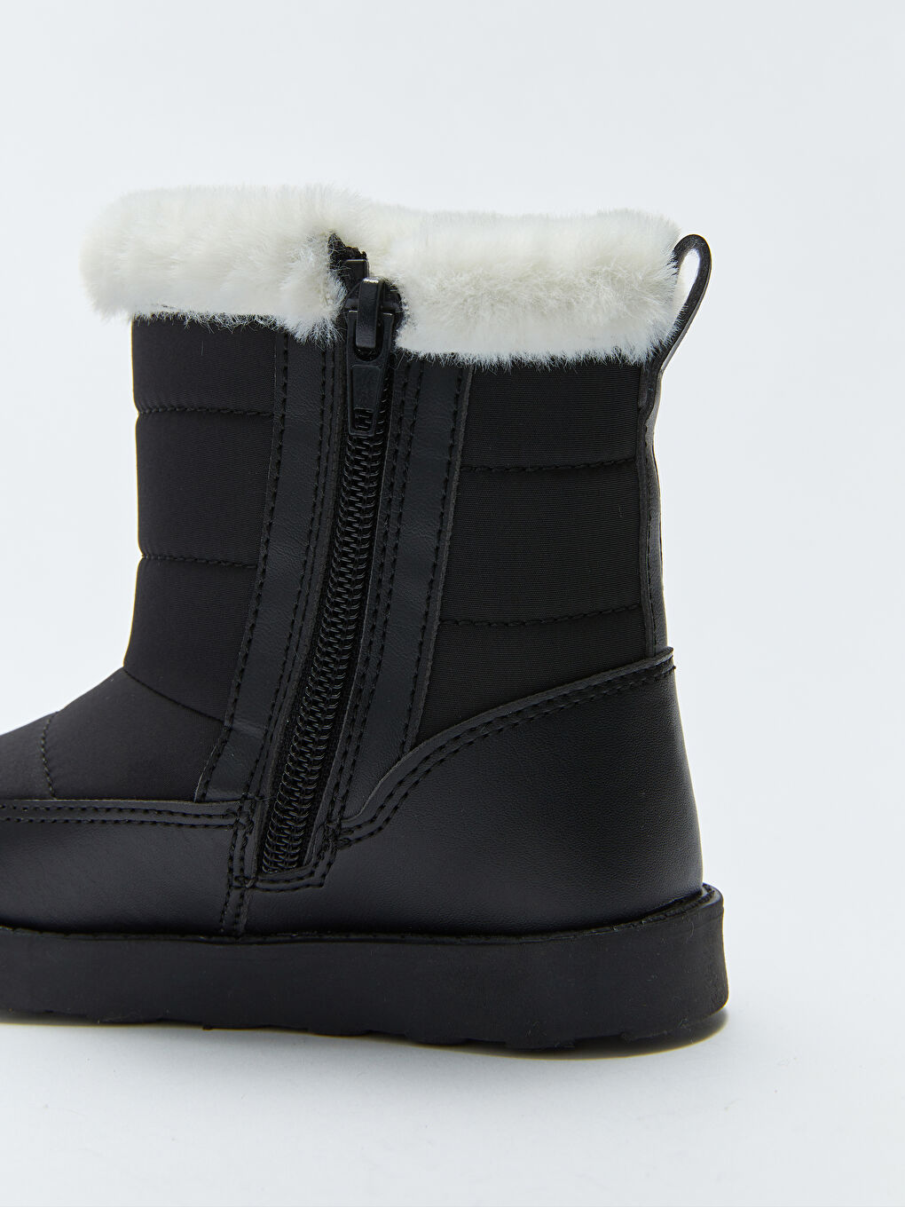 Siyah Fermuarlı Minnie Mouse Lisanslı Kız Çocuk Bot-3