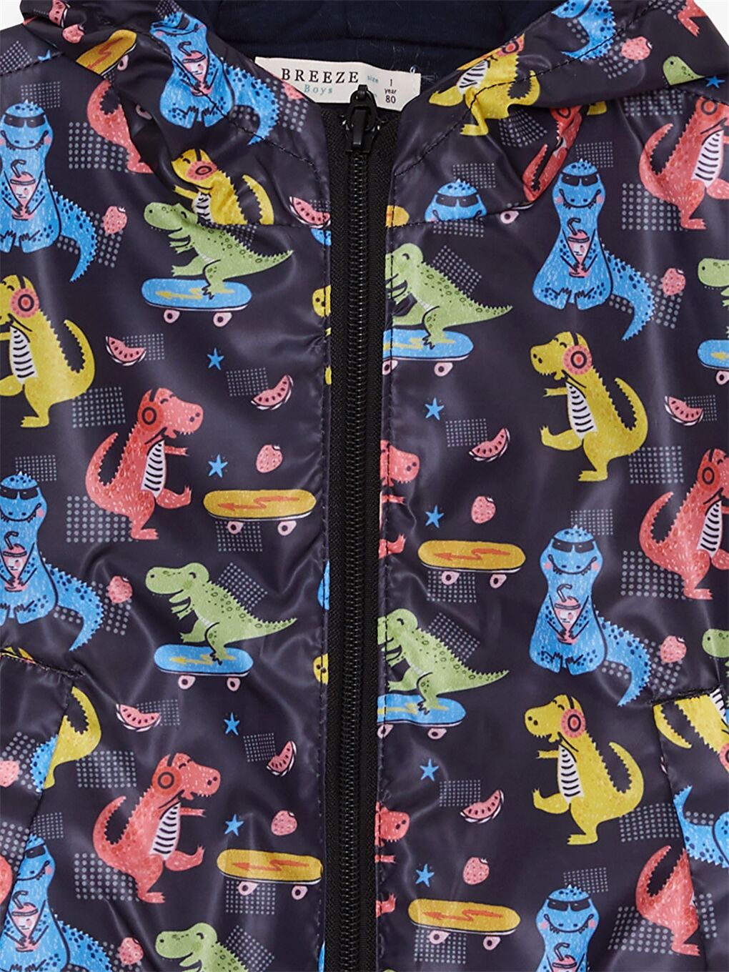 Siyah Kapüşonlu Uzun Kollu Desenli Erkek Bebek Yağmurluk-2