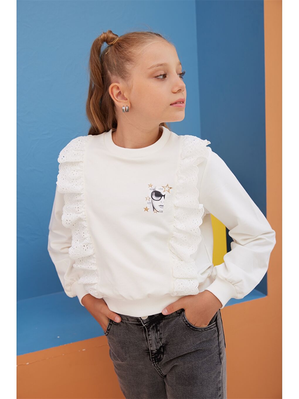 Crew Neck Printed Long Sleeve Girls' Sweatshirt-1