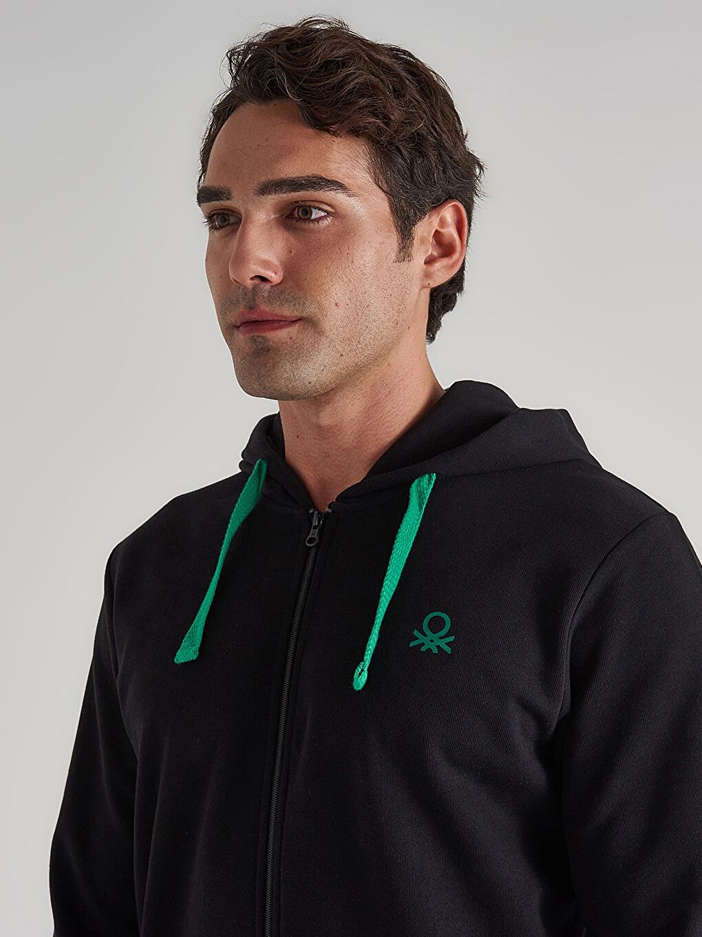 Siyah Kapüşonlu Uzun Kollu Erkek Fermuarlı Sweatshirt-3