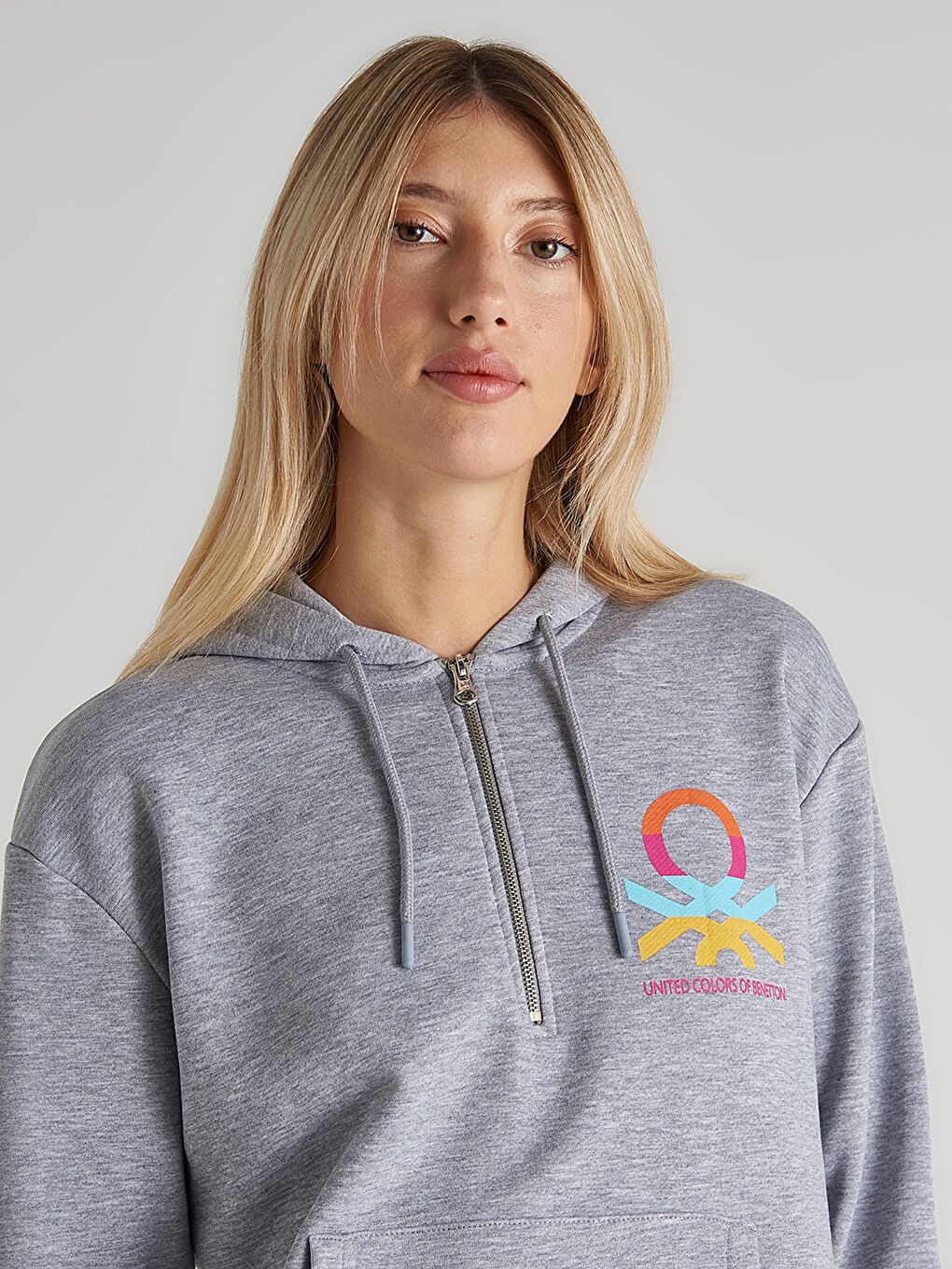 United Colors Of Benetton Gri Melanj Kapüşonlu Baskılı Uzun Kollu Kadın Sweatshirt - 3