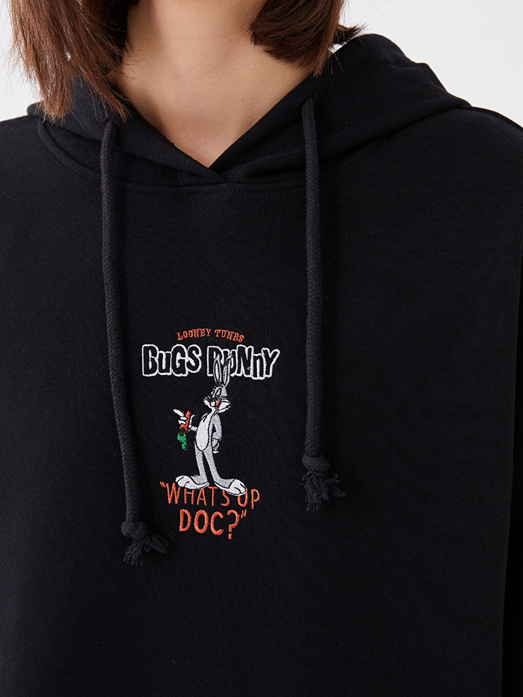 LCW Vision Yeni Siyah Kapüşonlu Bugs Bunny Nakışlı Kadın Kalın Sweatshirt - 3