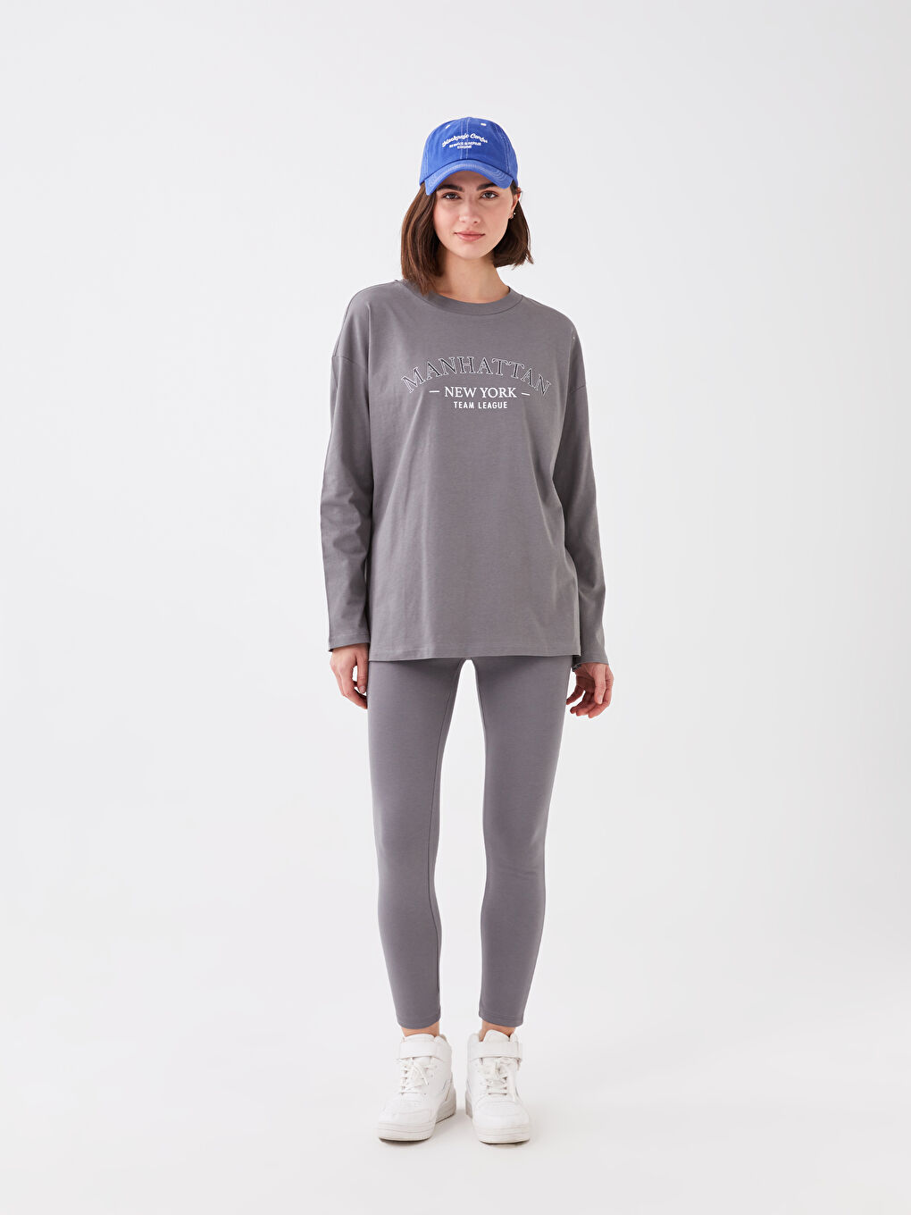 Crew Neck Printed Long Sleeve Women's T-Shirt-2