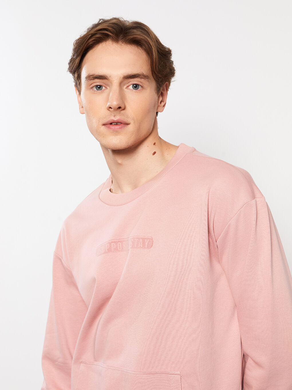 Pembe Bisiklet Yaka Uzun Kollu Baskılı Erkek Sweatshirt