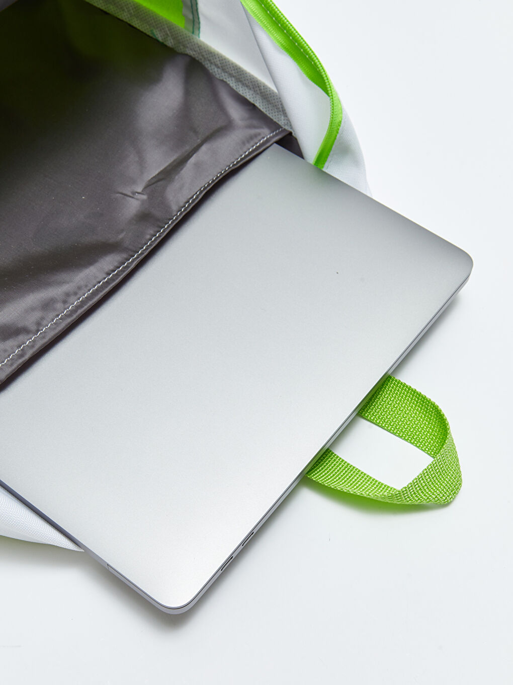 Yeşil Renk Bloklu Kız Çocuk Sırt Çantası-3