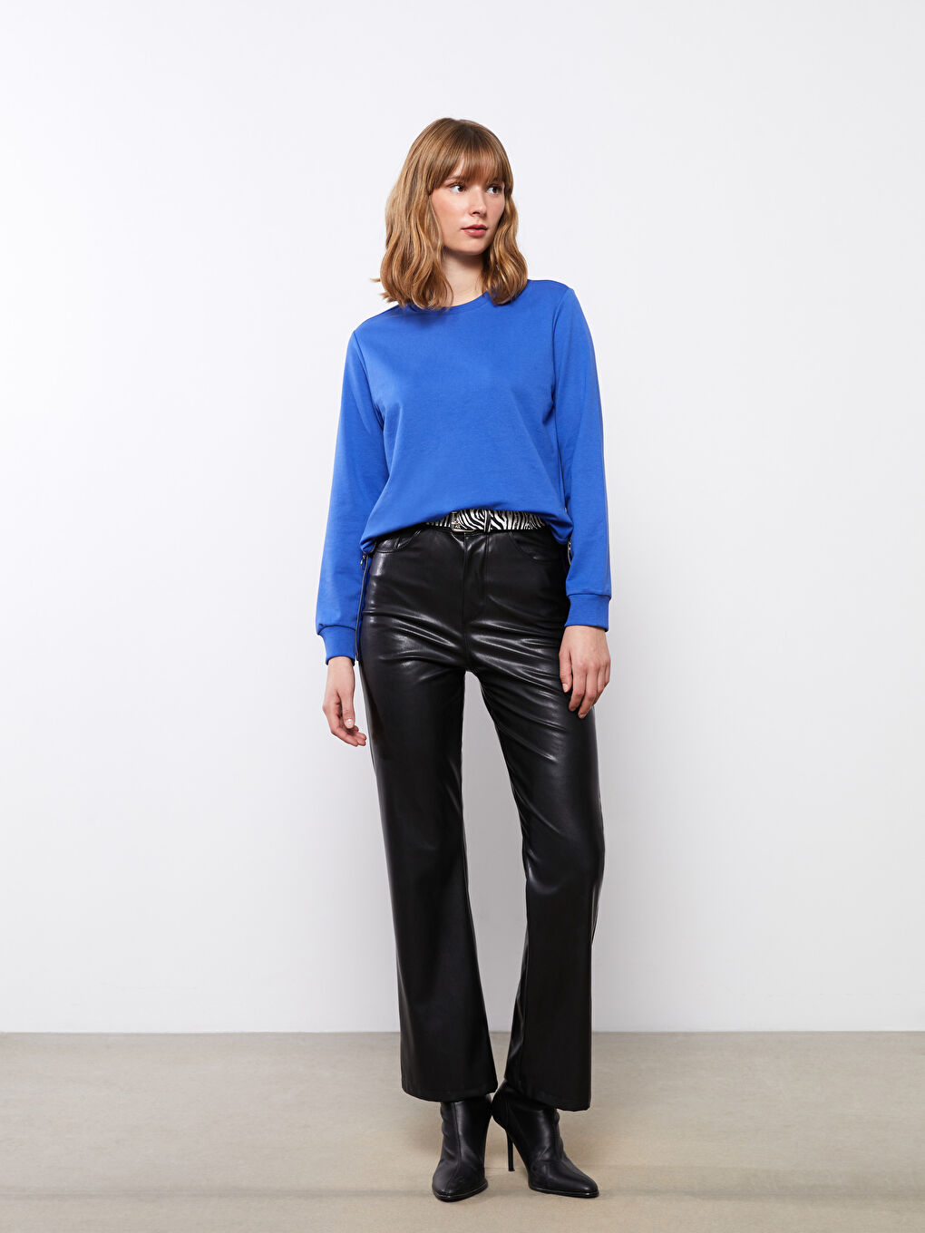 Mavi Bisiklet Yaka Düz Uzun Kollu Kadın Sweatshirt-1