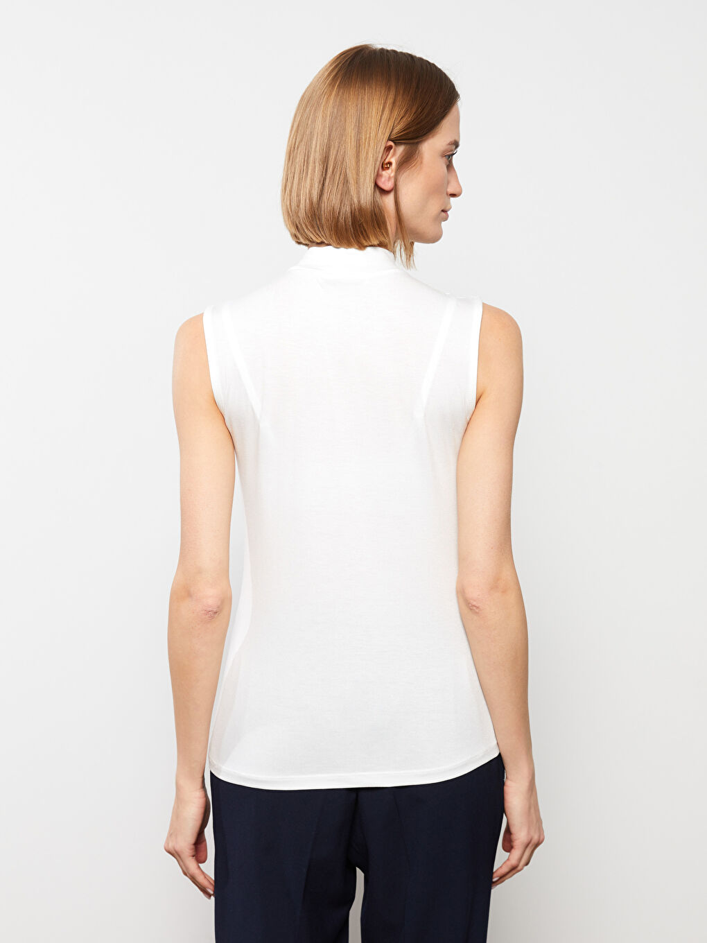 Ekru Kadın Dik Yaka Düz Atlet-4