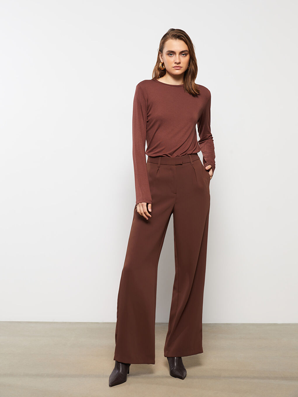 تيشيرت كم طويل سادة بياقة دائرية للسيدات-2