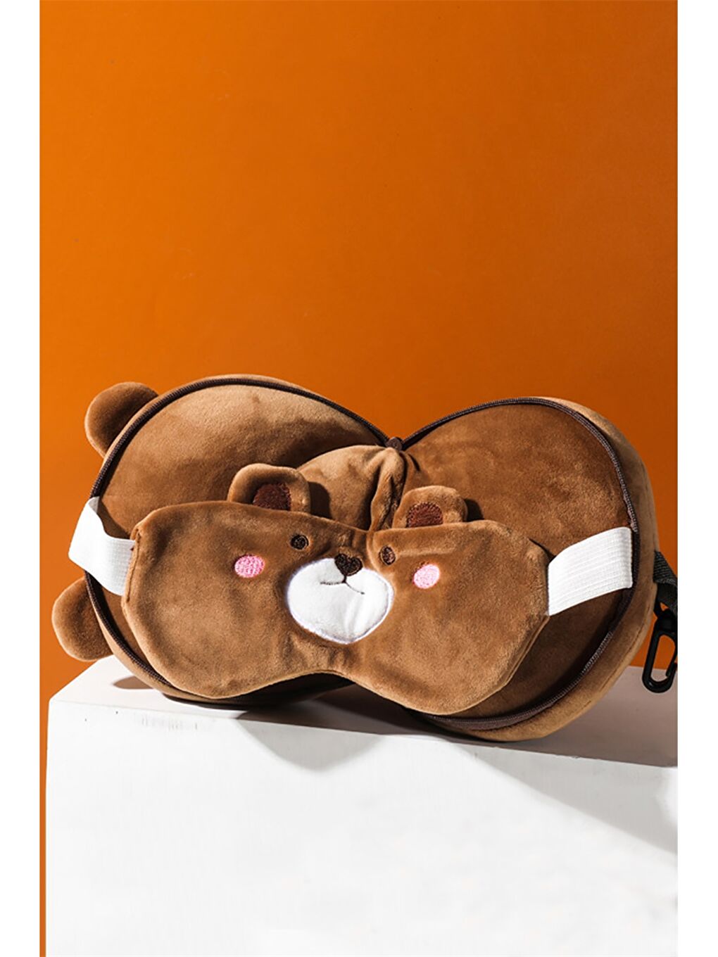 Kahverengi 3D Aplike Detaylı Boyun Yastığı ve Uyku Bandı-2