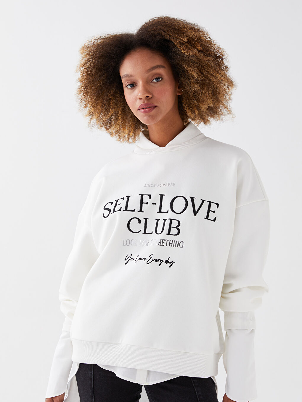 LCW Vision Crew Neck Printed Long Sleeve Women's Sweatshirt -W2IO54Z8-R9J