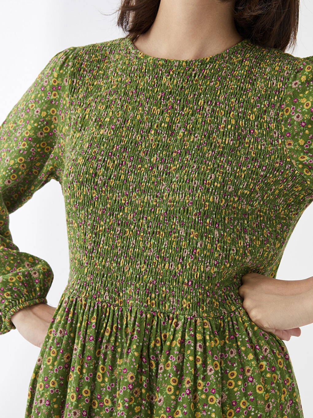 Yeşil Bisiklet Yaka Çiçekli Uzun Kollu Müslin Kadın Elbise Anne Kız Kombini-3