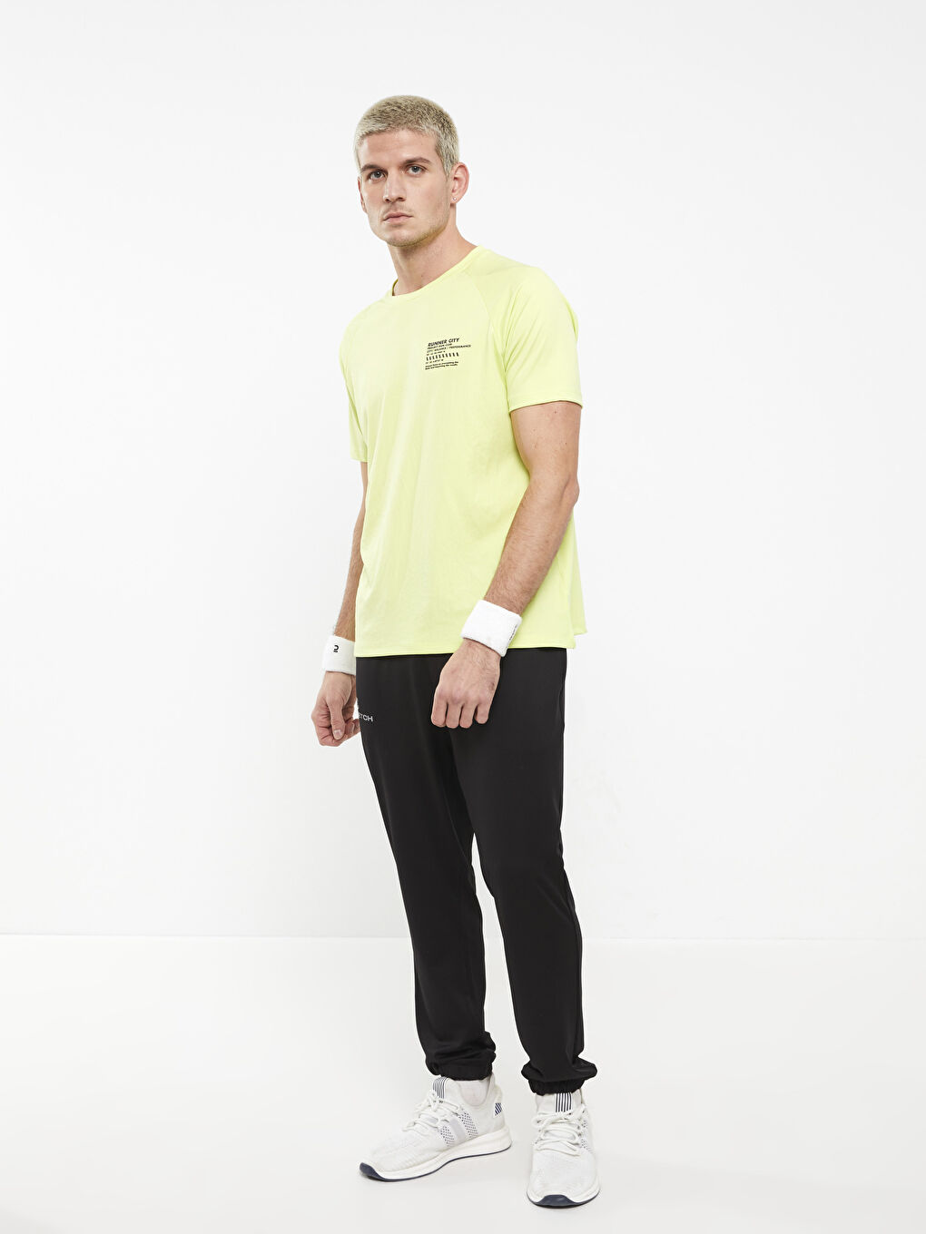 تي شيرت رجالي مطبوع بكم قصير وكول مدور