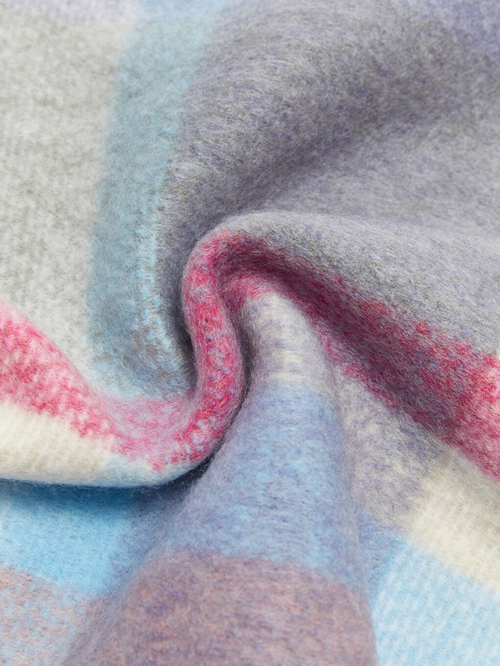 Mavi Ekose Desenli Saçaklı Kadın Atkı-4