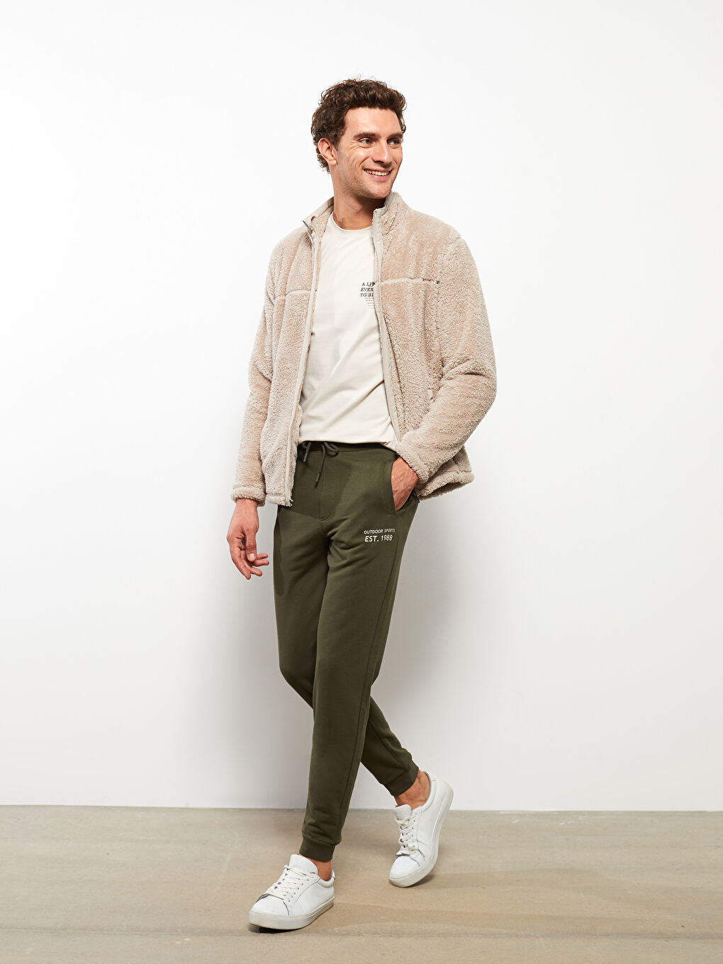 Standard Fit Herren Sport Jogger-Sweatpants-1