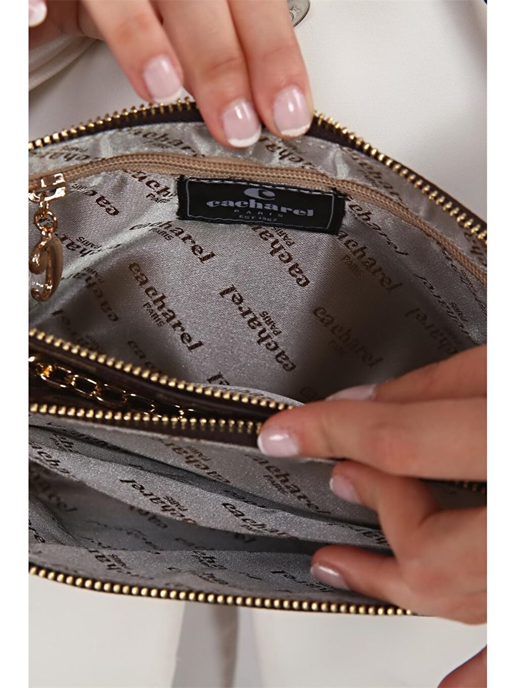 Kahverengi Baskılı Zincir Askılı Kadın Kol Çantası-3